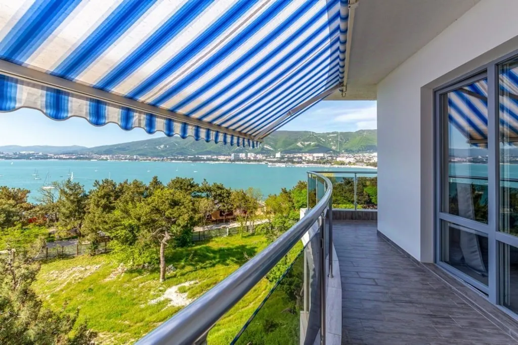 2-комнатная квартира с террасой и красивым видом