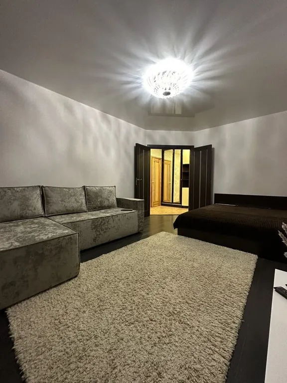 Вместительная двушка у Патронного