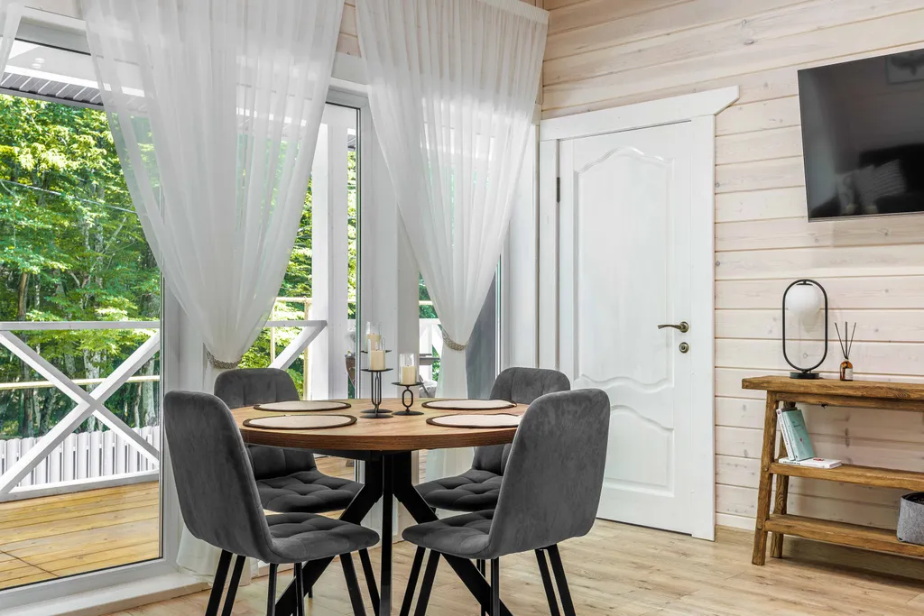 Коттедж "ДЫШИ"...Уютный  Дом в лесу — Светлый