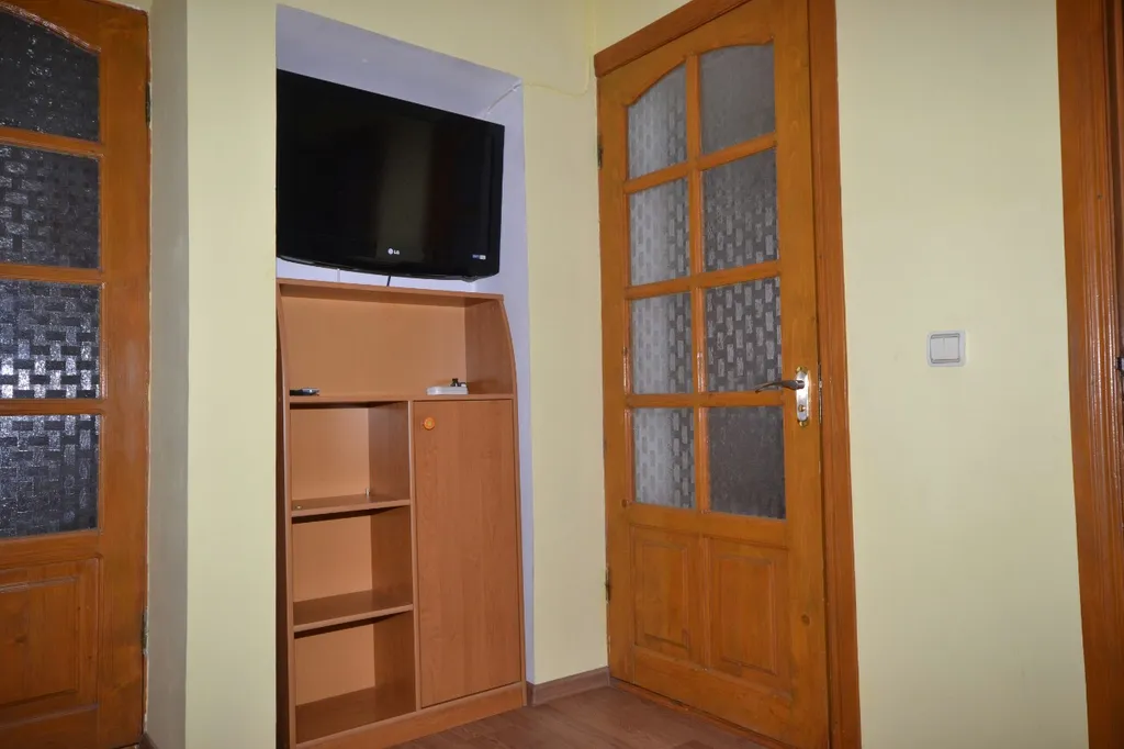 Уютный домик в тихом дворе в курортном центре города