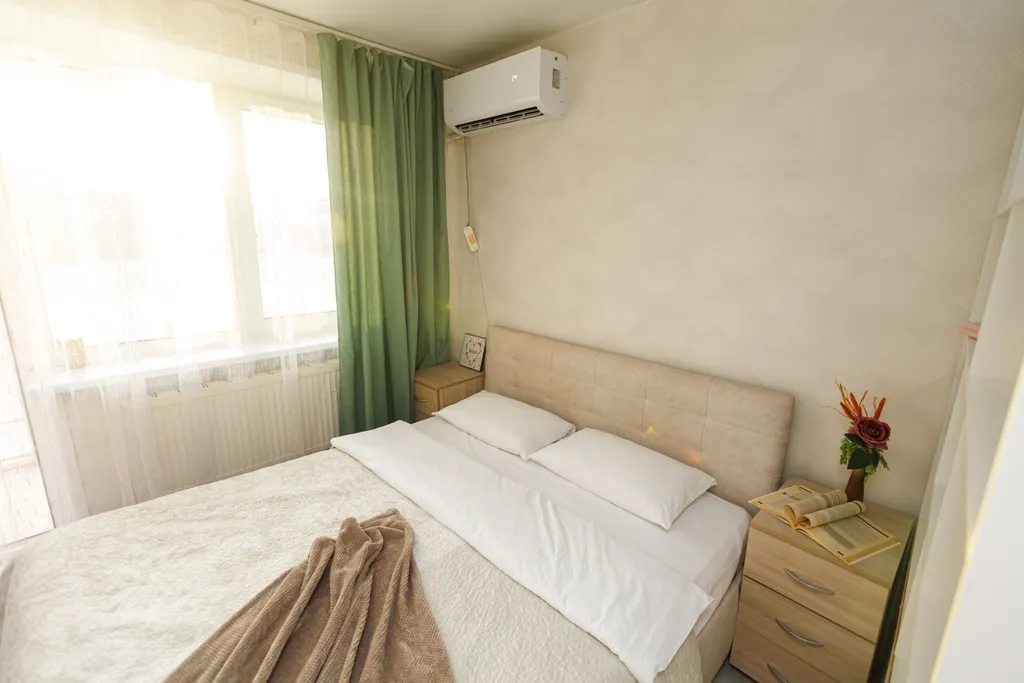 Студия у городской администрации | Квартирный вопрос