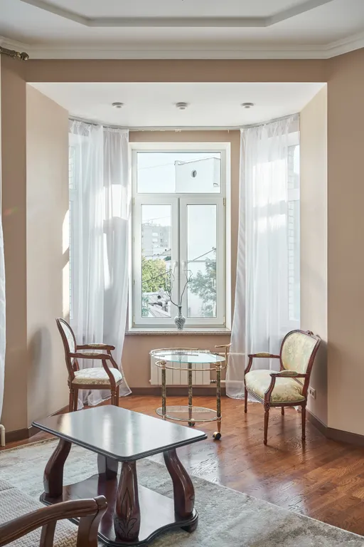 Квартира 3-комнатная квартира в знаменитом доме на Патриарших прудах в центре — Москва