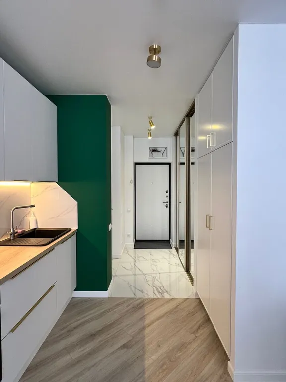 Дизайнерская евродвушка с парящей кроватью