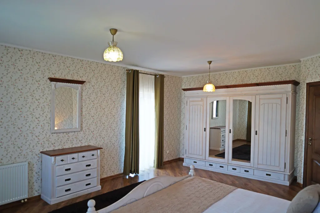 Уютный, большой дом на Славянской