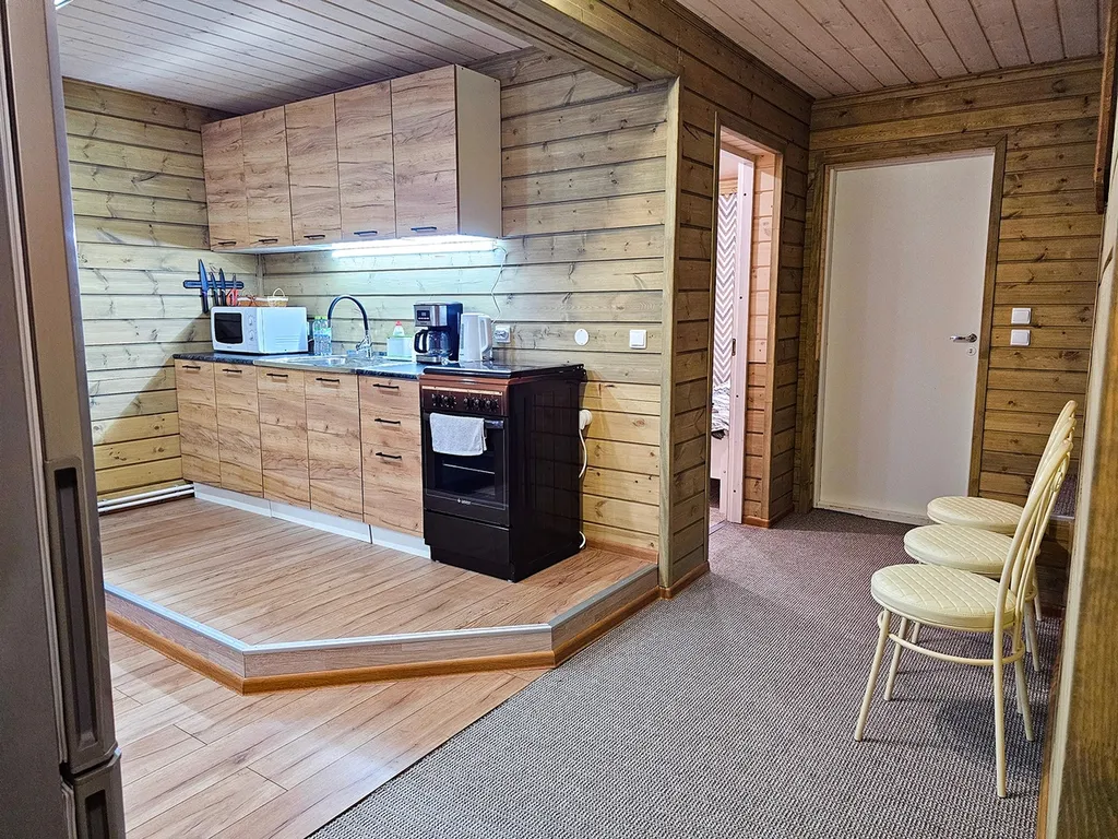 Уютный и просторный коттедж в сосновом бору на берегу озера