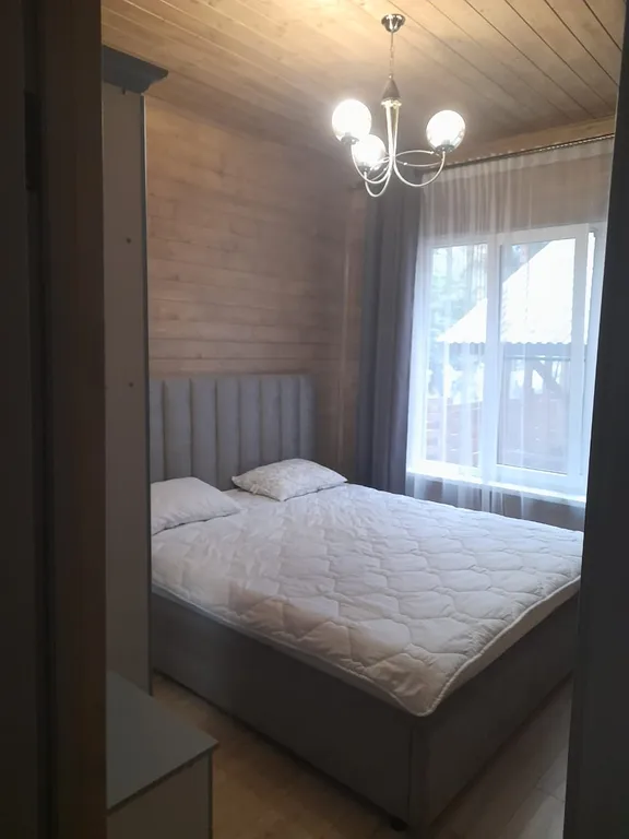 Коттедж с отдельной территорией