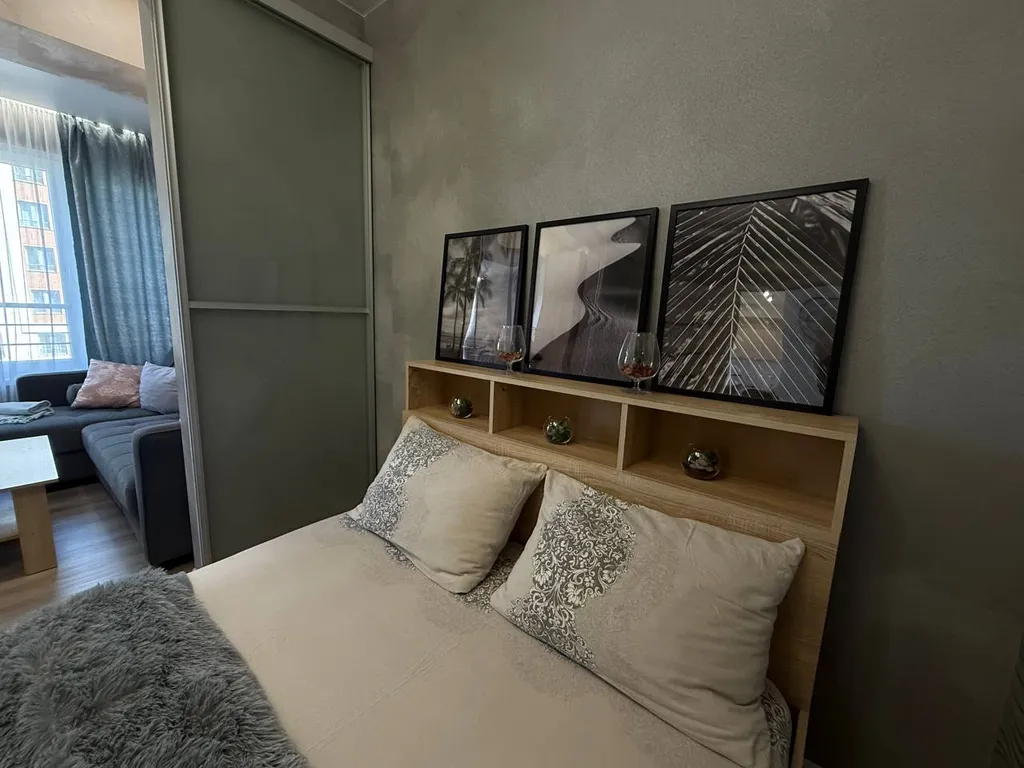 Орхидея – евродвушка у моря с открытым бассейном на территории