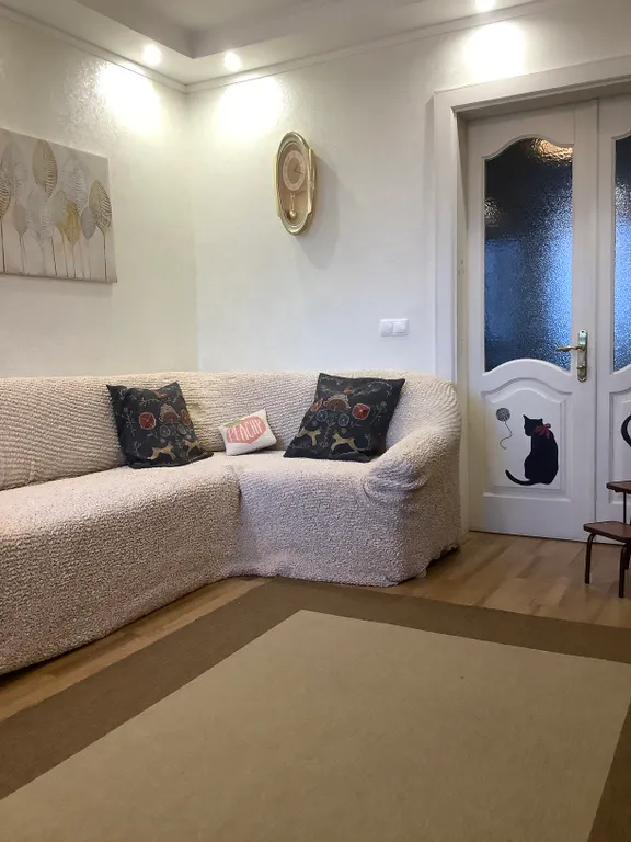 Квартира Уютная комната возле Зоопарка — аренда посуточно в Новосибирск