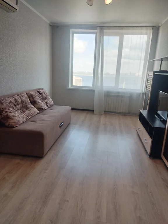 Квартира с видом на Волгу и город