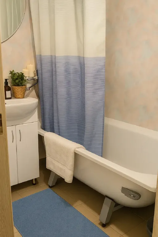 Однушка с видом на зеленый сад и пением птиц