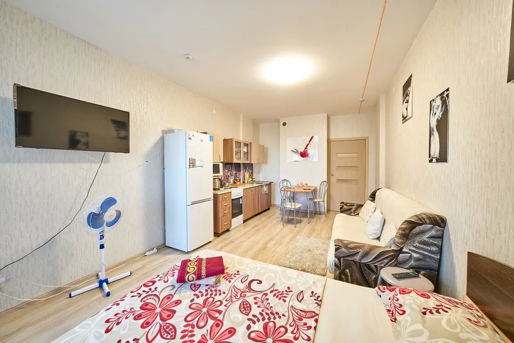 Современная студия с балконом на 21 этаже  в самом центре города