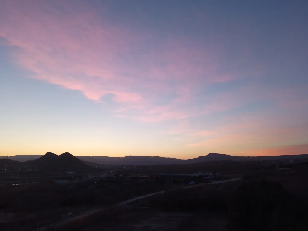 Уютные двухместные апартаменты в 80 метрах от моря с видом на горы