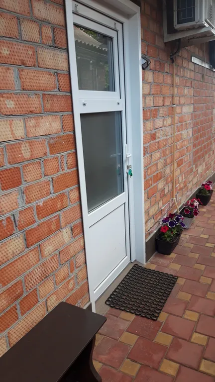 Квартира Двухкомнатные апартаменты у моря — Ейск