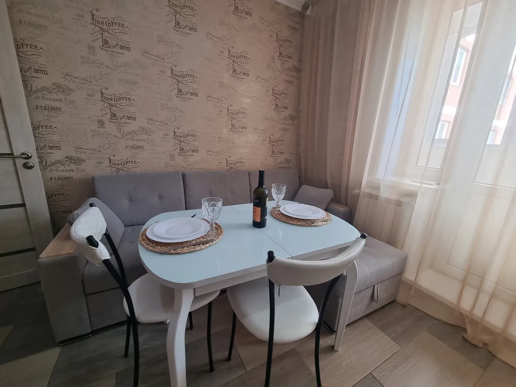 Апартаменты Аврора ул. Розы Люксембург 33, центр