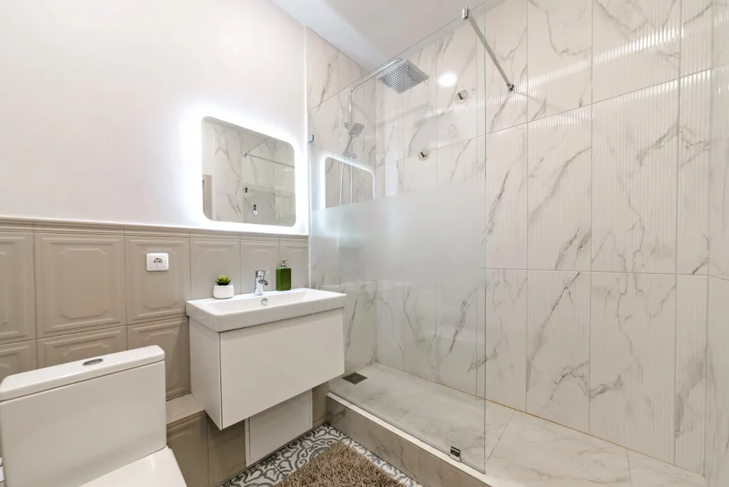 Место в подземном паркинге Центр Екатеринбурга Красивый вид.