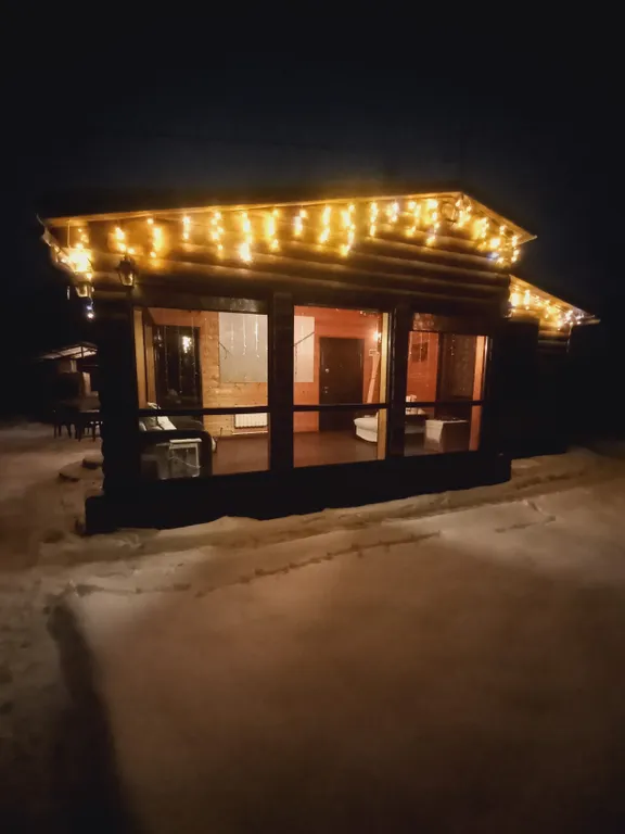 Дом шале с сауной и уличным бассейном