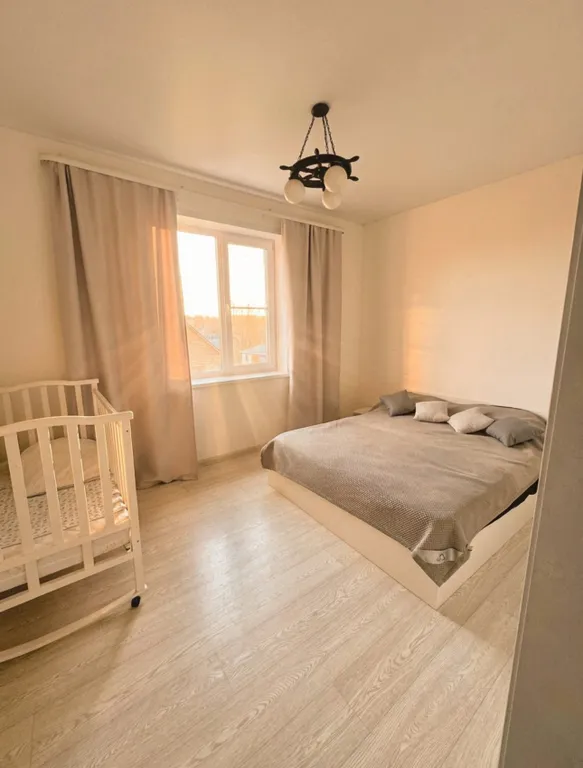 Дом с террасой и видом на закат