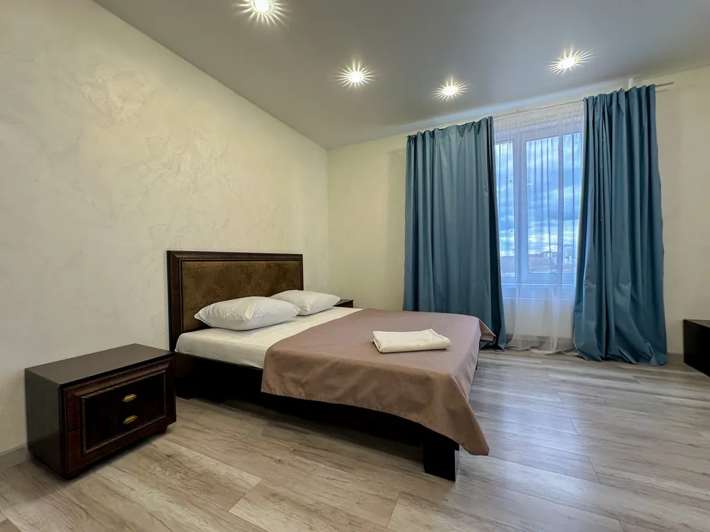 Просторная и стильная квартира у новой набережной