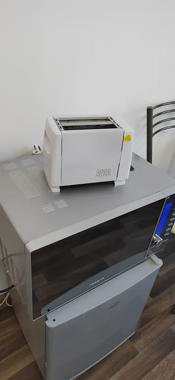 Вода всегда студия у кинотеатра и парка круглосуточный супермаркет