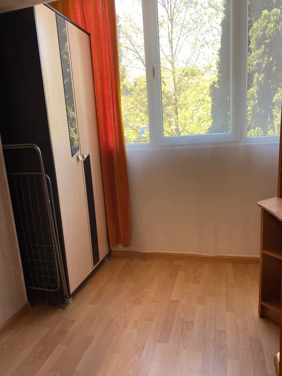 1-комнатная квартира недалеко от моря, 2 этаж, вид  на Парк