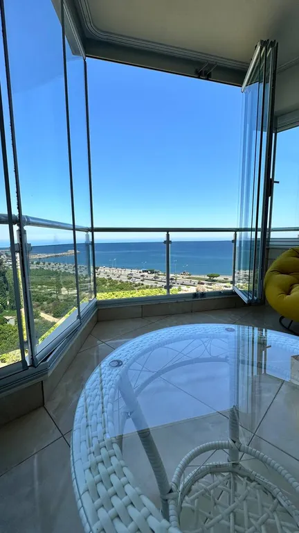 Квартира на Средиземном море с бассейном и горками — аренда посуточно в Мерсин