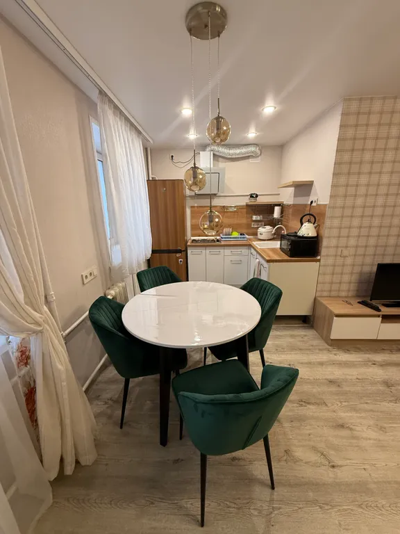 Уютная квартира в 2х остановках от жд вокзала