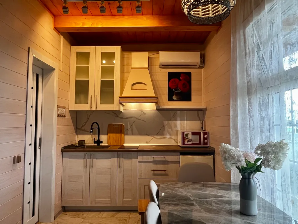 Часть дома с отдельным входом, с сауной