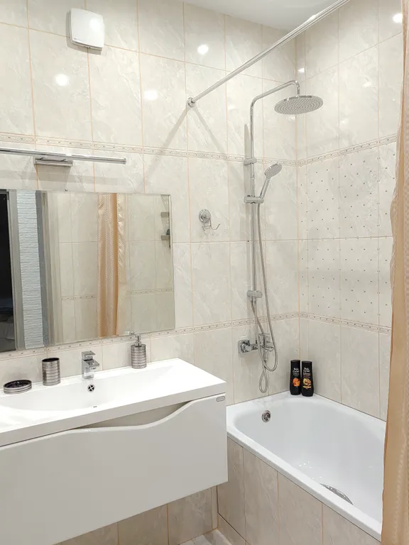 Видовая квартира в центре у парка