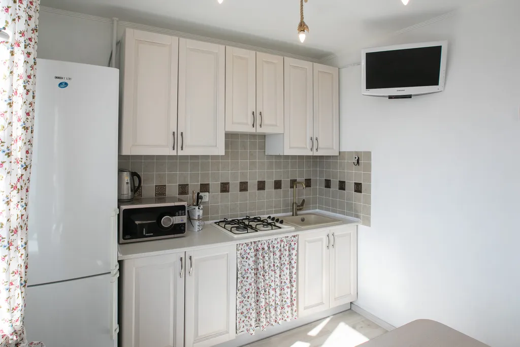 1 комн. с балконом большой кроватью