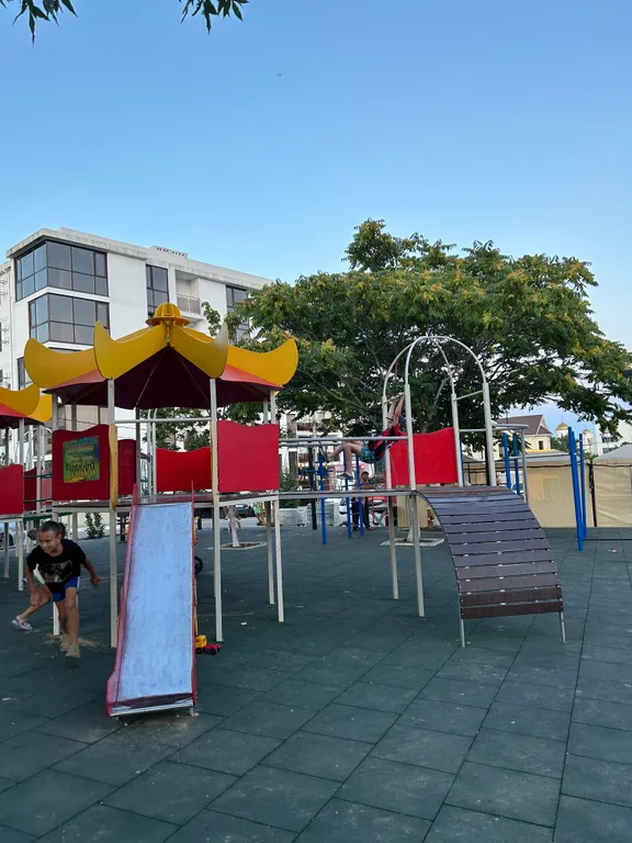 Коттедж с видом на море и горы