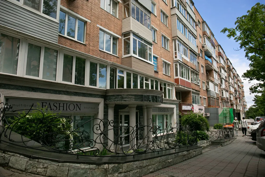 Квартира Квартира в туристическом центре города, вид на мост и море — Владивосток