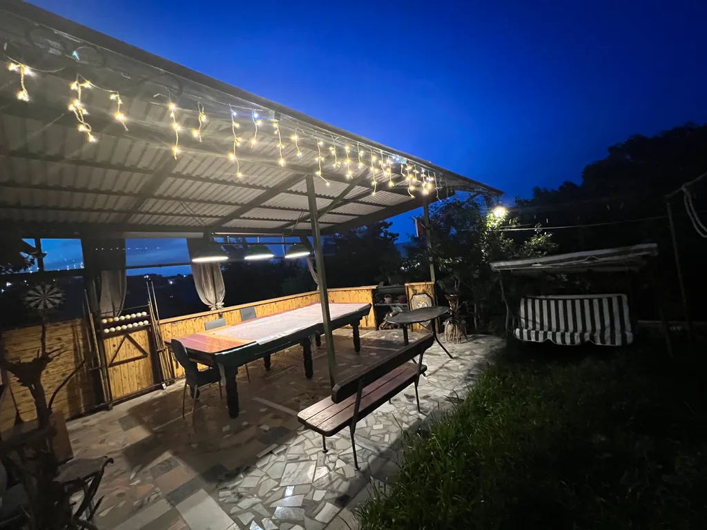 Коттедж Гостевой дом с беседкой — Новороссийск