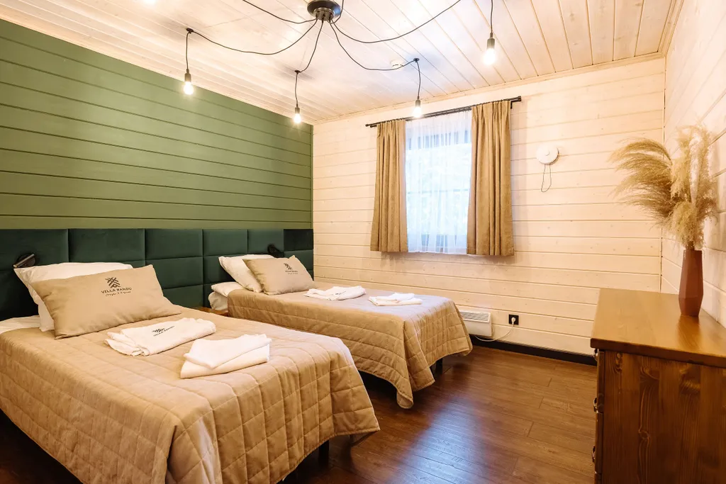 Коттедж Кивач с сауной и видом на озеро