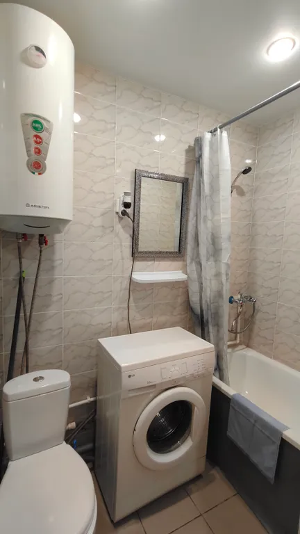 Рядом с гор. Больницей , Атоммаш