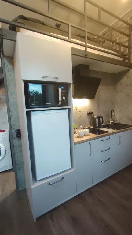 2х-уровневая студия в центре