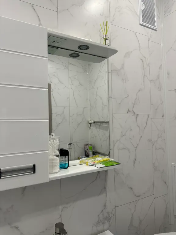 Современная, стильная просторная квартира в новом доме в самом центре