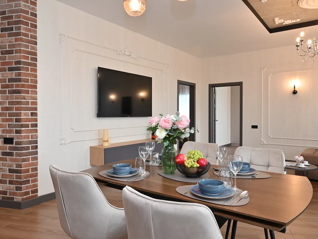 Евротрёшка с дизайнерским ремонтом