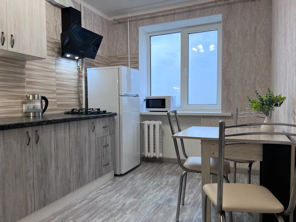 Новый 2-комнатный апартамент у парка Победы