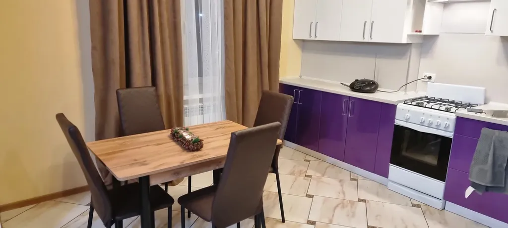 Двухкомнатная квартира с видом на реку Волгу