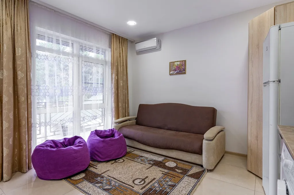 Квартира 2-комнатная Квартира — Геленджик