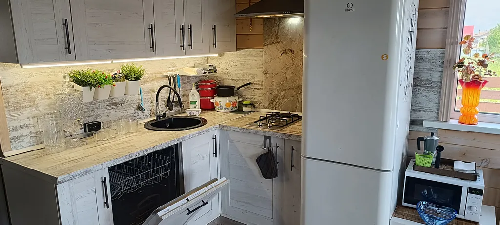 Коттедж Коттедж Веселый апельсин — Ексолово