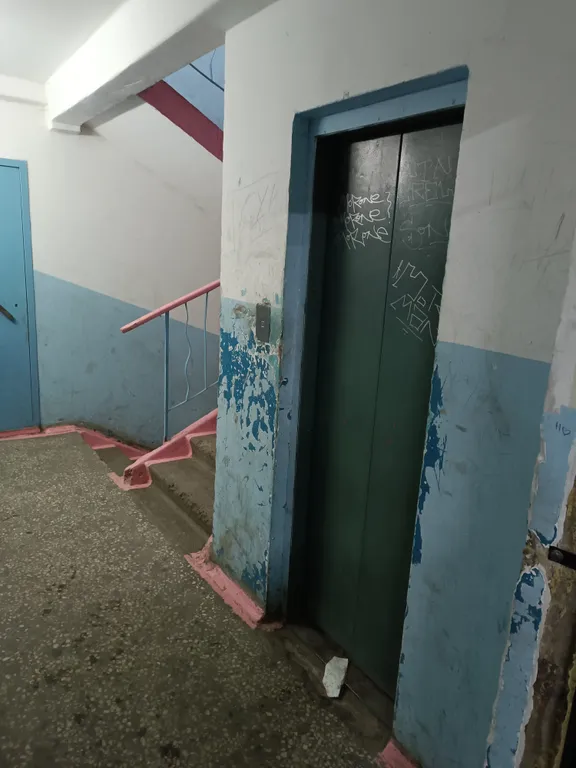 Студия в здании общежития