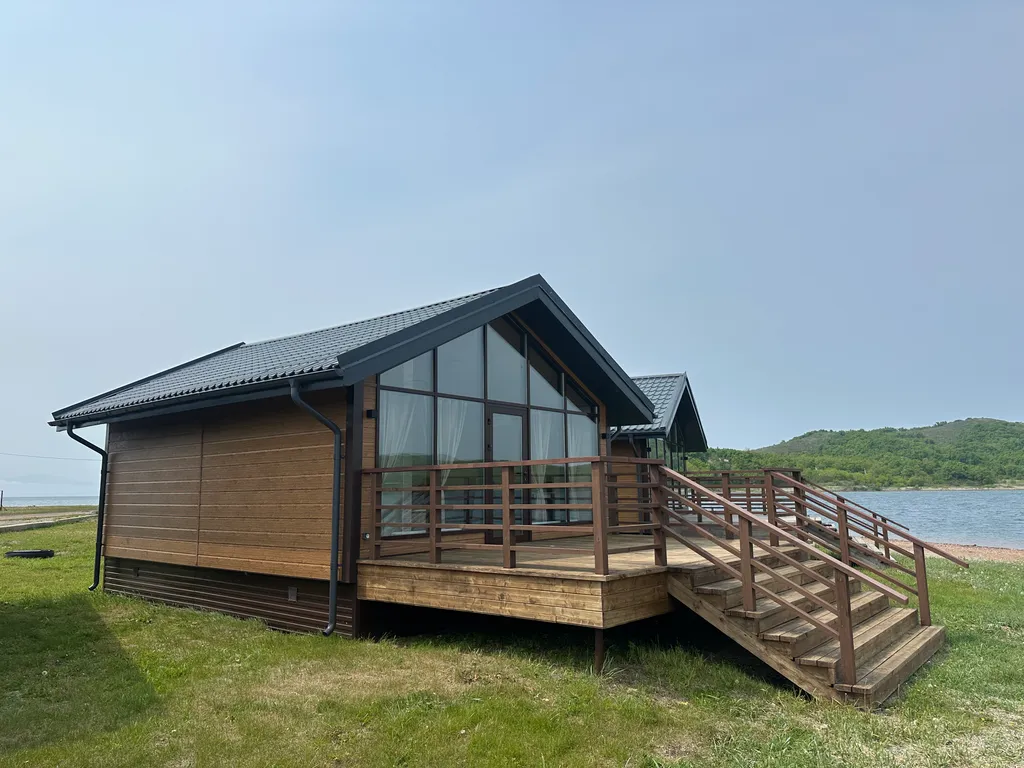 Коттедж Домик на берегу моря — аренда посуточно в Владивосток