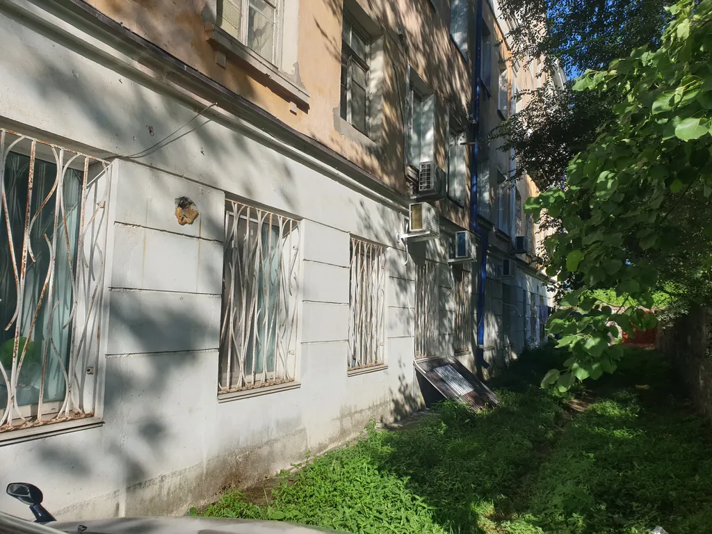 Квартира Квартира Уютная двухуровневая студия недалеко от озера с черепахами — Владивосток