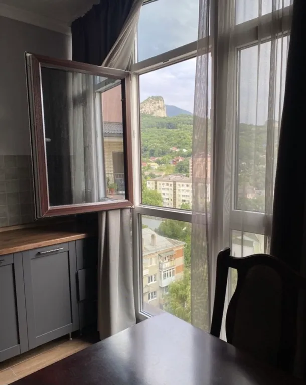 Квартира с панорамным видом на горы