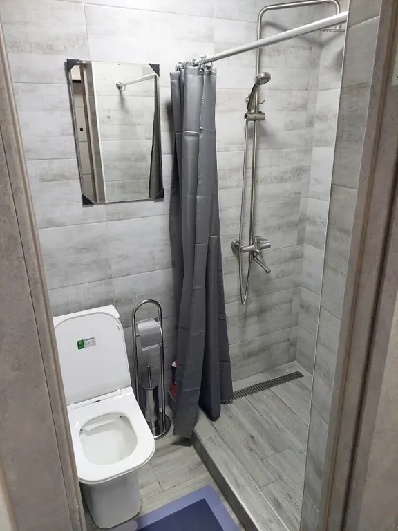 Уютная студия с ремонтом в спальном районе