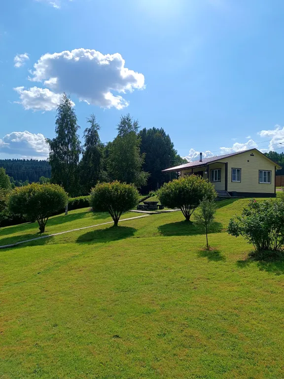 Дом с видом на озеро Паасо