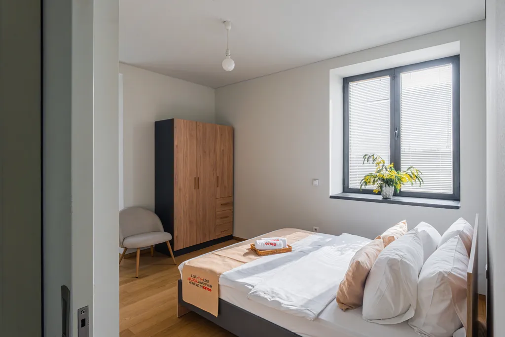 Апартаменты с видом на Каскад