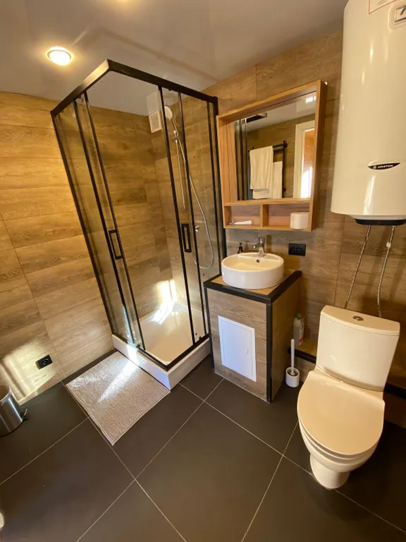 Эко-коттедж на берегу реки