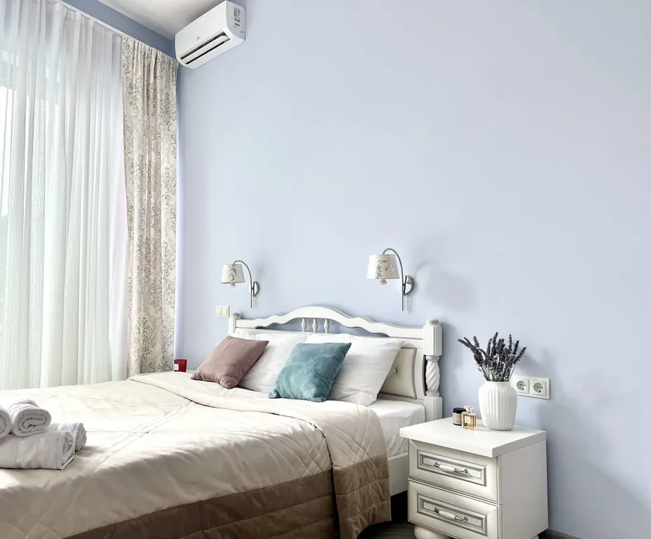 Квартира Уютная студия на первой линии моря — аренда посуточно в Партенит